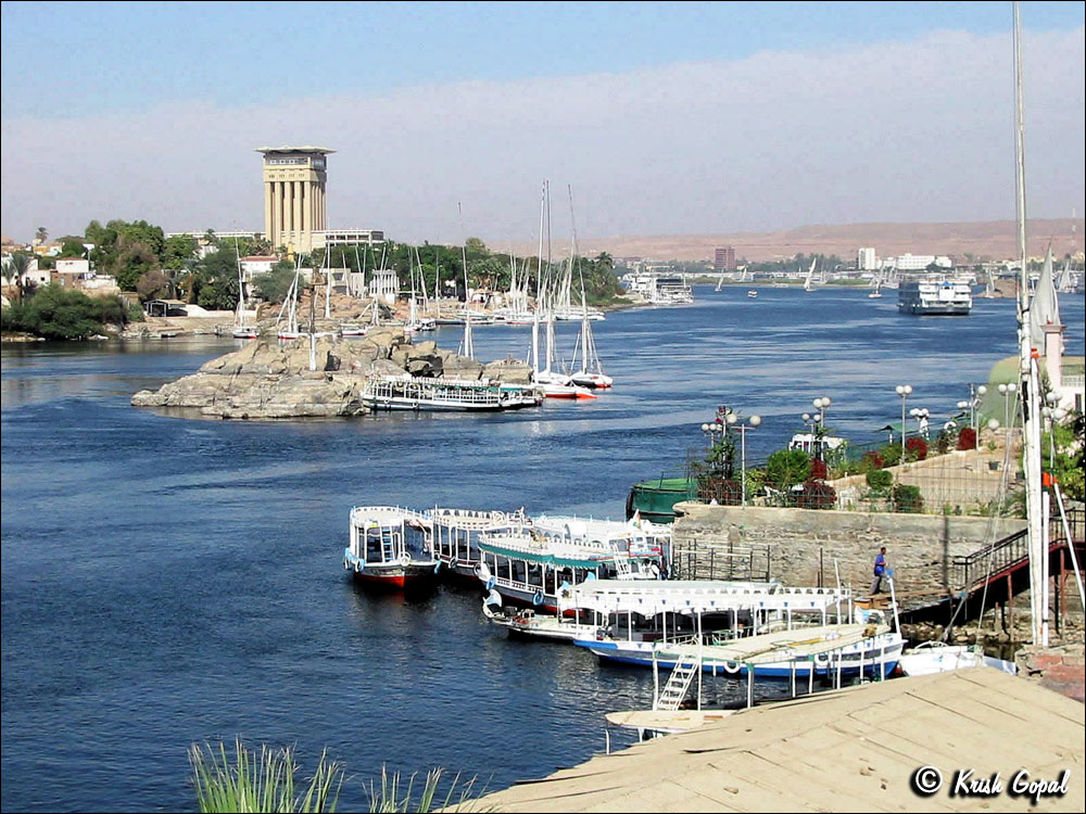 141-4124_Aswan