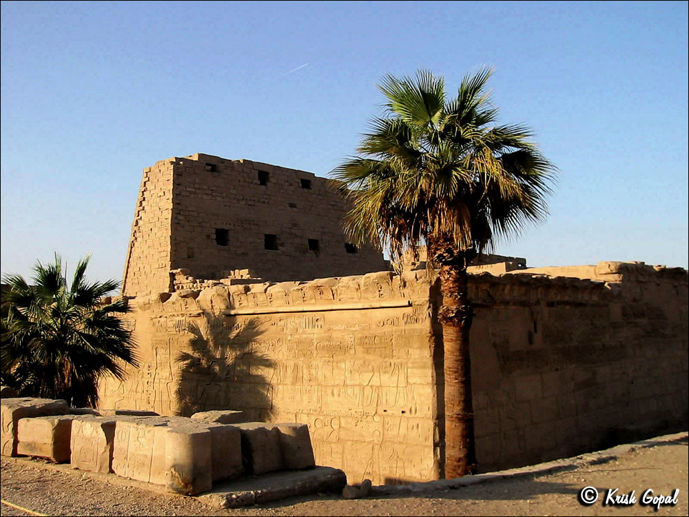 138-3879_Karnak