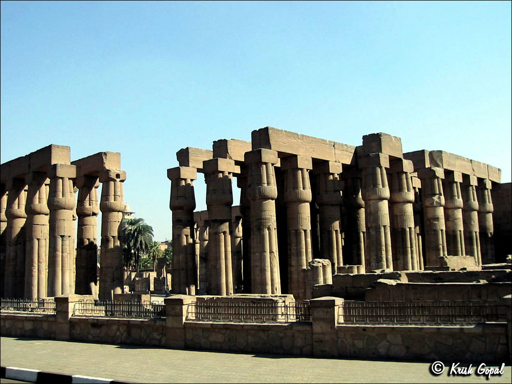 138-3815_Luxor